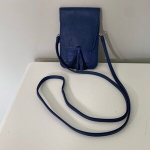 Cell phone/wallet bag. NWOT. Blue. Clip an belt loop